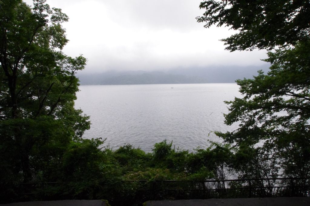 昨日の芦ノ湖', 's